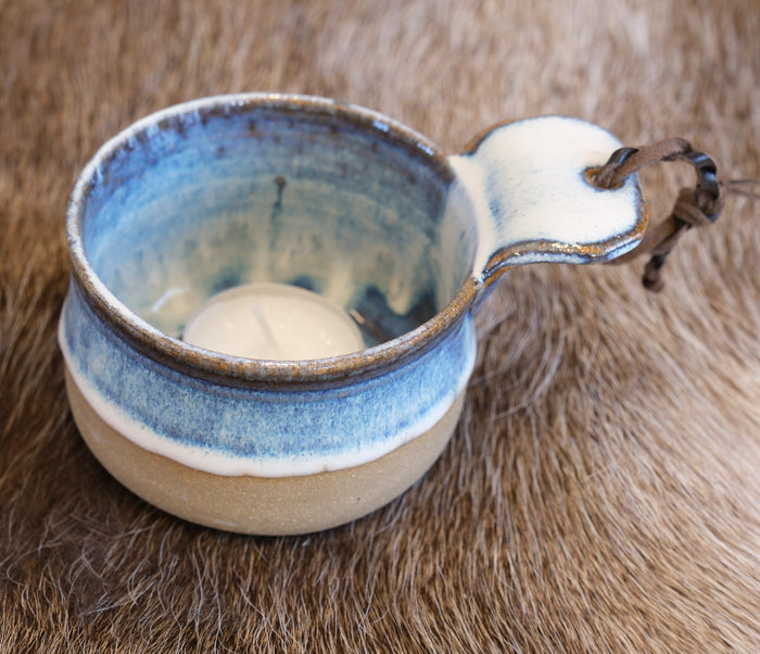 Porcelain cup