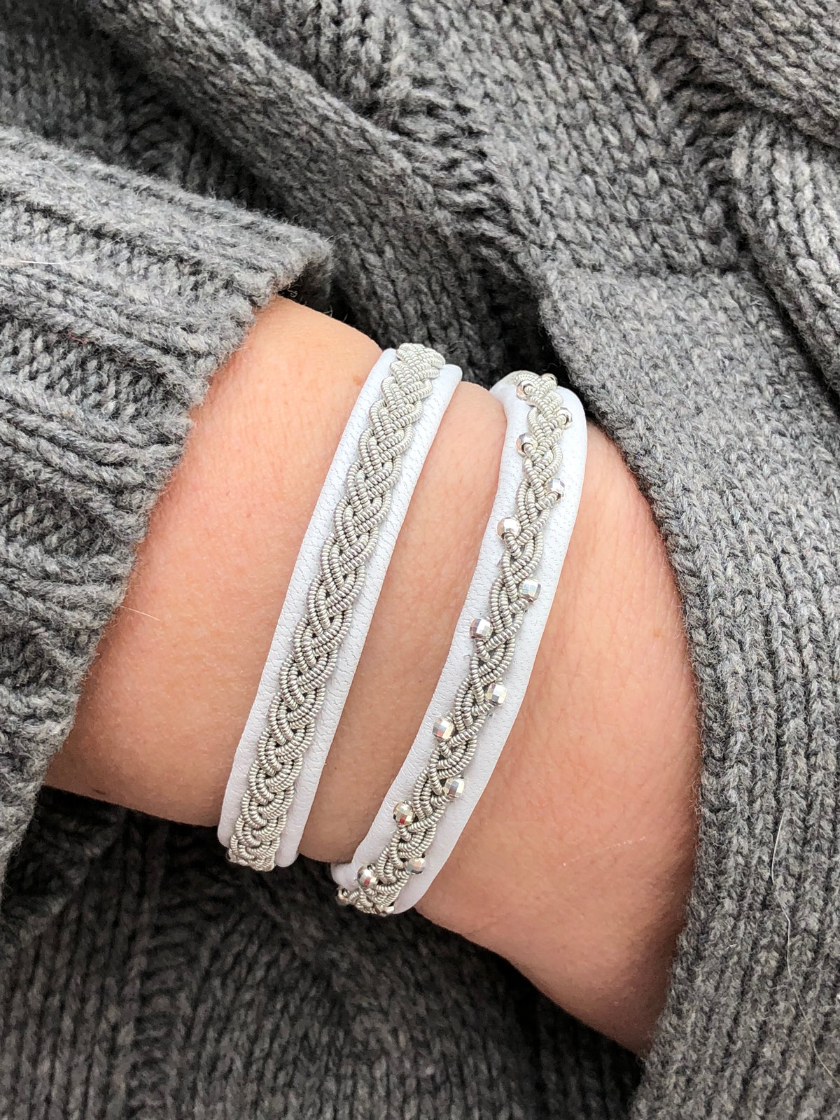 Vitt tennarmband modell ARCTIC