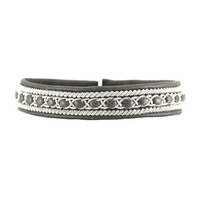 Handgjort tennarmband i renskinn med tenntrådsfläta och renhornsknapp, polar armband, polar smycke, tennarmband herr, tennarmband dam, nordisk design, lappland smycken, armband polar
