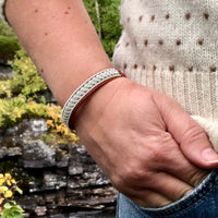 vintersol armband, vintersol smycke, klassiskt tennarmband, nordisk design armband, lappland smycken